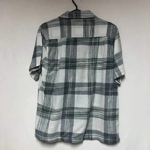 Haggar Men's Linen Plaid Grey & White Short Sleeve Button Down Shirt Size M - Picture 2 of 9